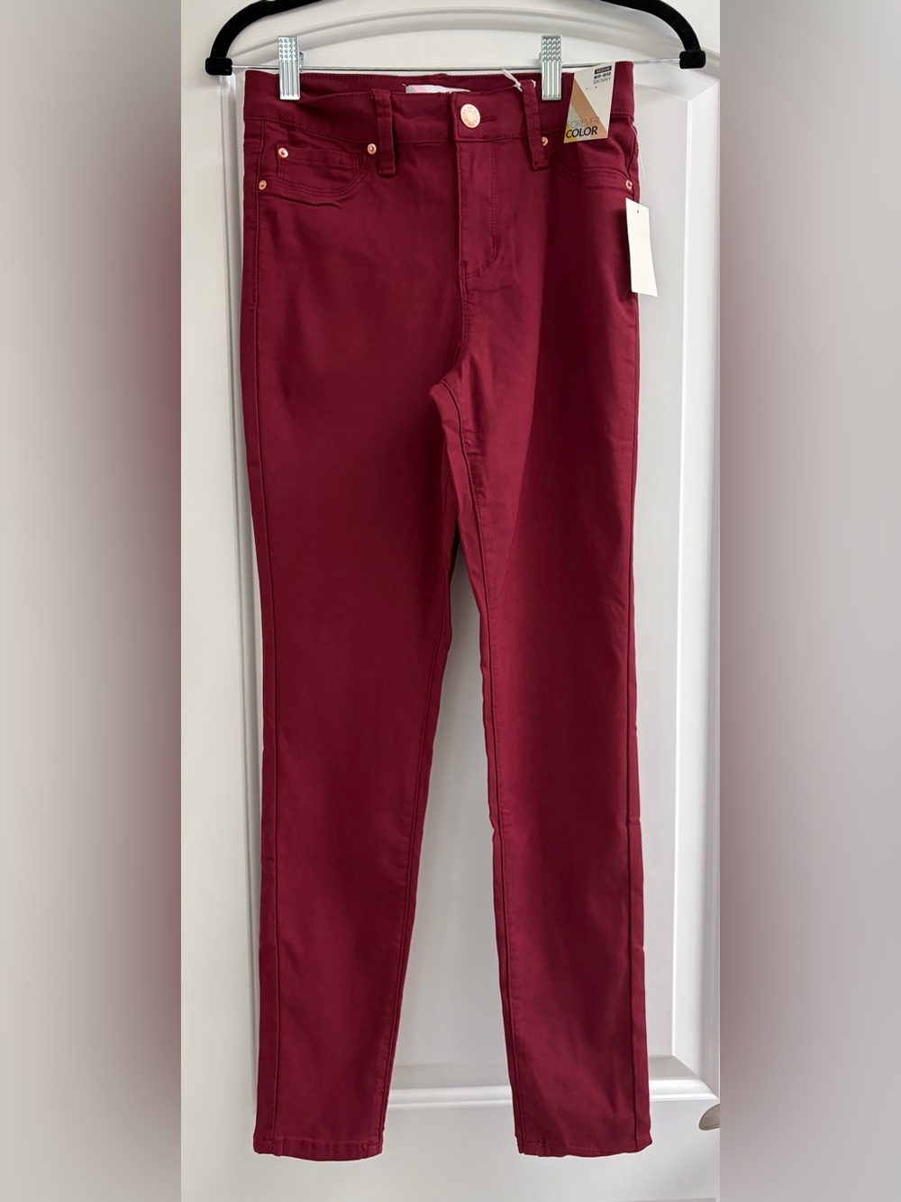 NWT YMI Women's Burgundy Straight-Leg Jeans